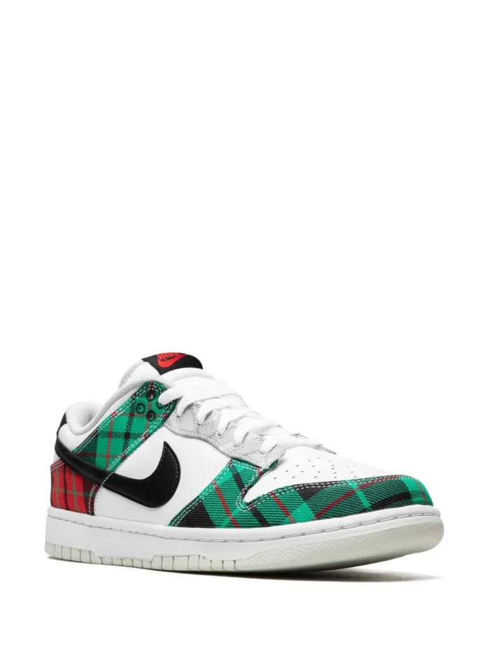 Nike Dunk Low Tartan Plaid