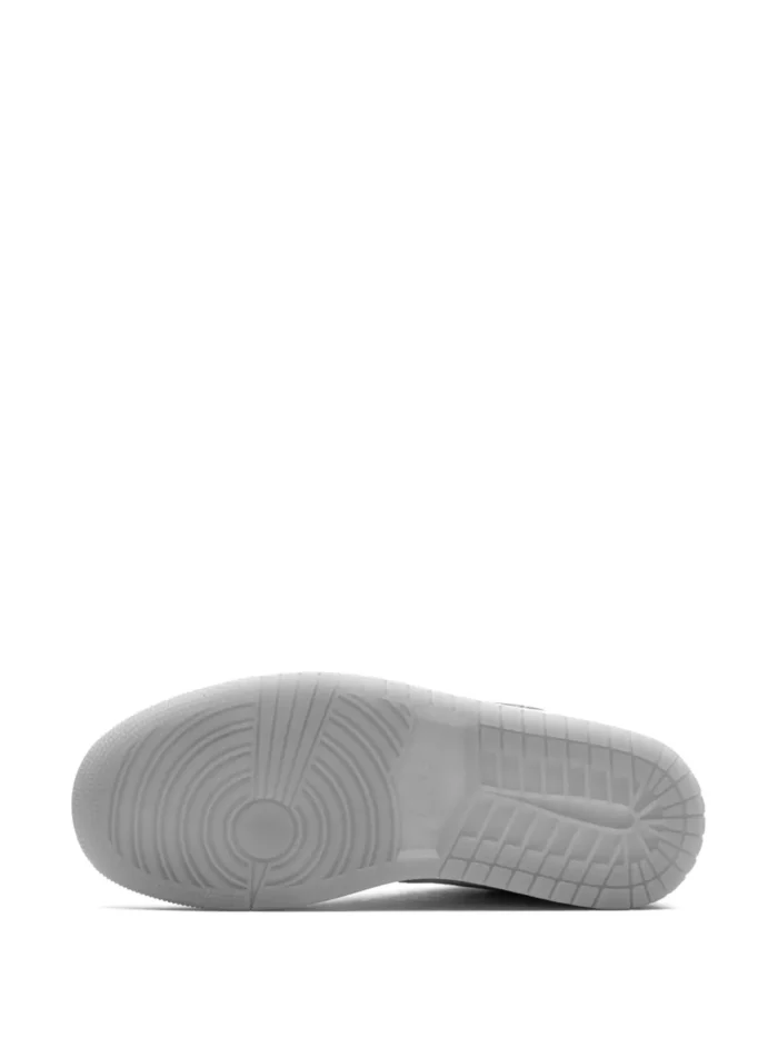 Nike Air Jordan 1 Low SE Metallic Silver