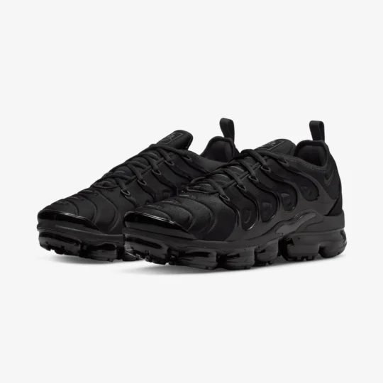 Nike Air VaporMax Plus Triple Black